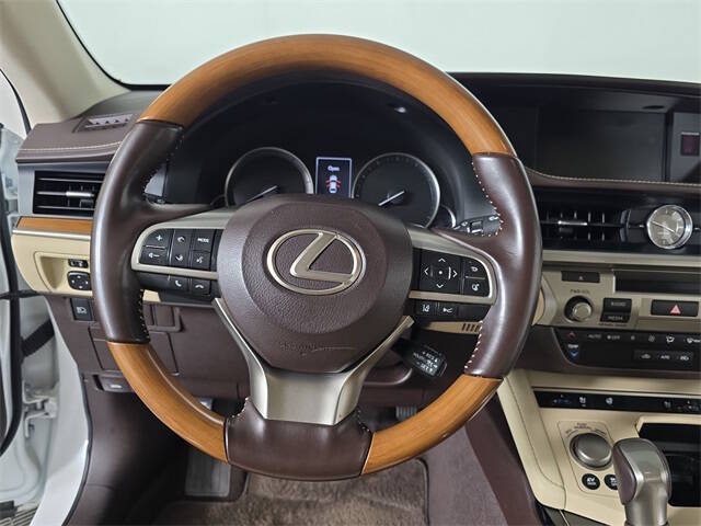 2018 Lexus ES 300h