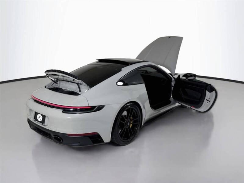 2024 Porsche 911 Carrera GTS