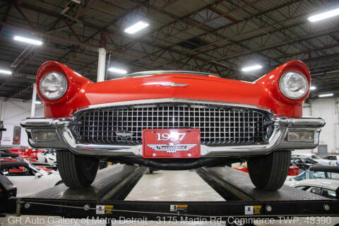 1957 Ford Thunderbird