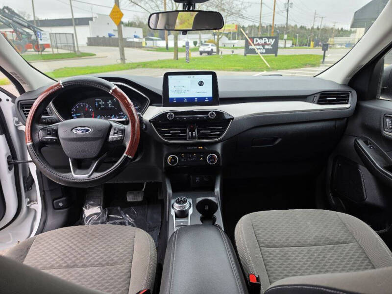 2022 Ford Escape SE
