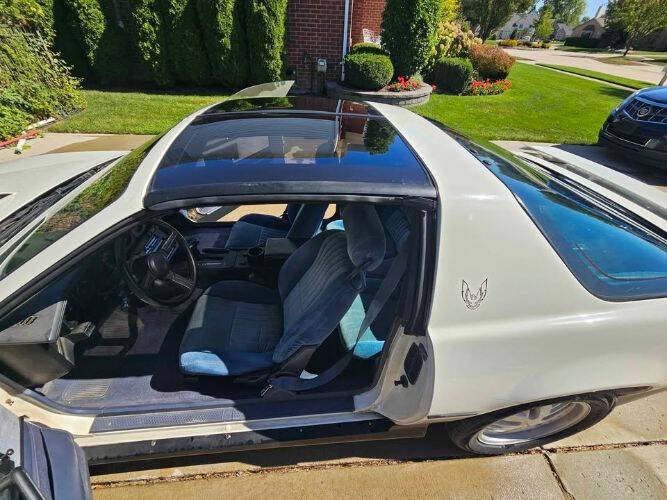 1984 Pontiac Firebird