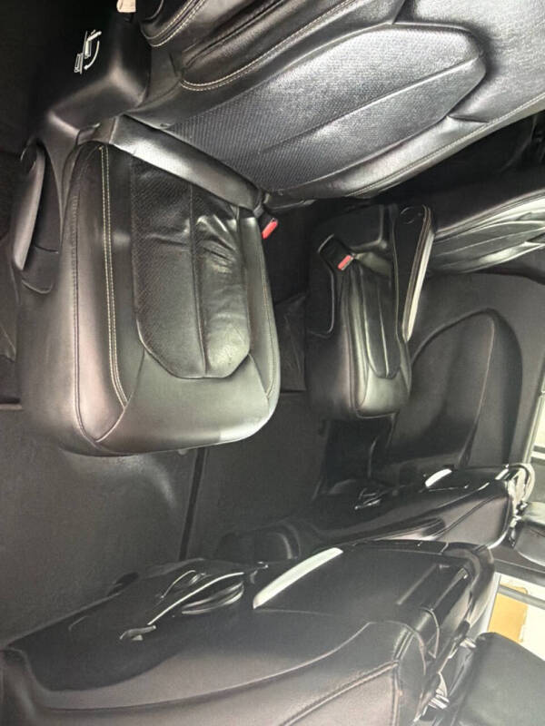 2019 Chrysler Pacifica Touring L Plus