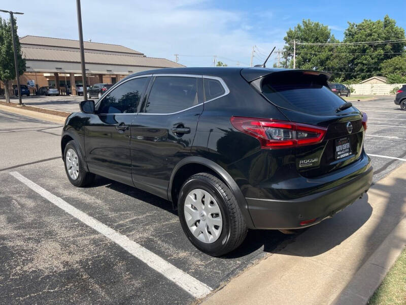 2020 Nissan Rogue Sport S