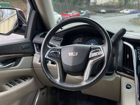 2019 Cadillac Escalade ESV Luxury