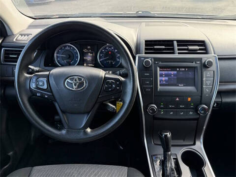 2016 Toyota Camry XLE