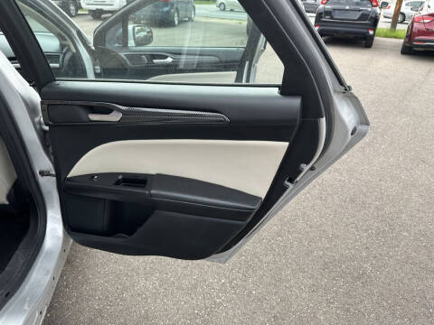 2017 Ford Fusion Hybrid Titanium