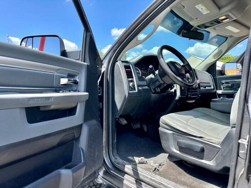 2015 RAM 2500 Pickup - $30,995