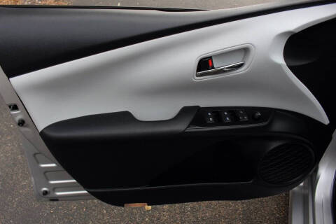 2017 Toyota Prius Three