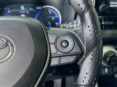 2019 Toyota RAV4 Hybrid XSE