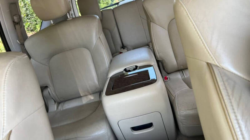 2015 Infiniti QX80