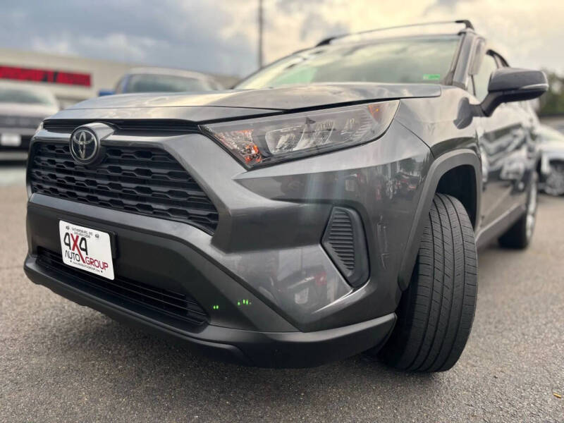 2019 Toyota RAV4 LE