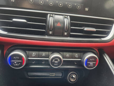 2020 Alfa Romeo Giulia Sport