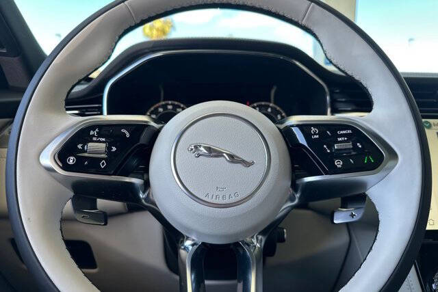 2026 Jaguar F-PACE P250 R-Dynamic S