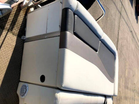 2006 Lowe Boats SUNCRUISER