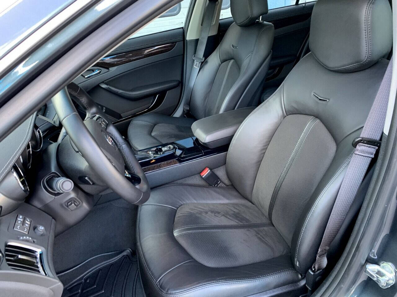 2011 Cadillac CTS-V 47