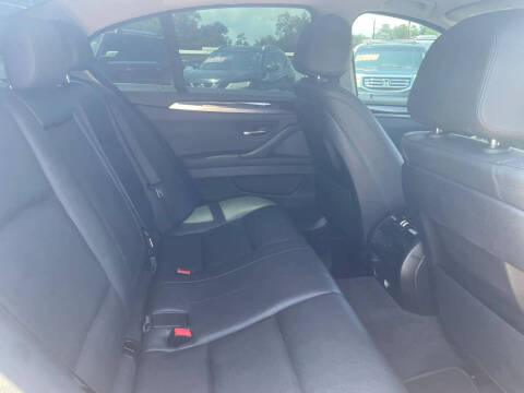 2016 BMW 5 Series 528i