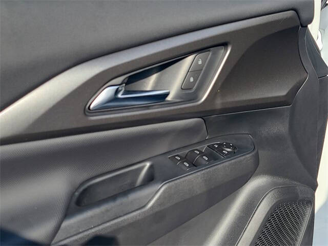 2026 Chevrolet Equinox EV LT 1