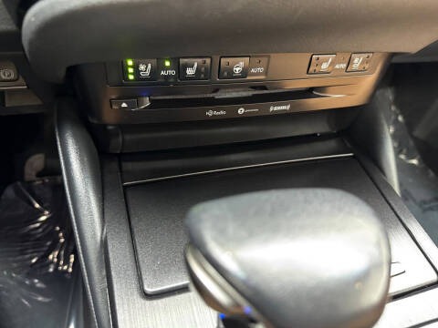2022 Lexus ES 350
