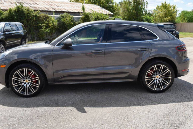 2015 Porsche Macan Turbo