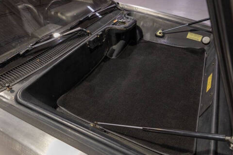 1981 DeLorean DMC-12