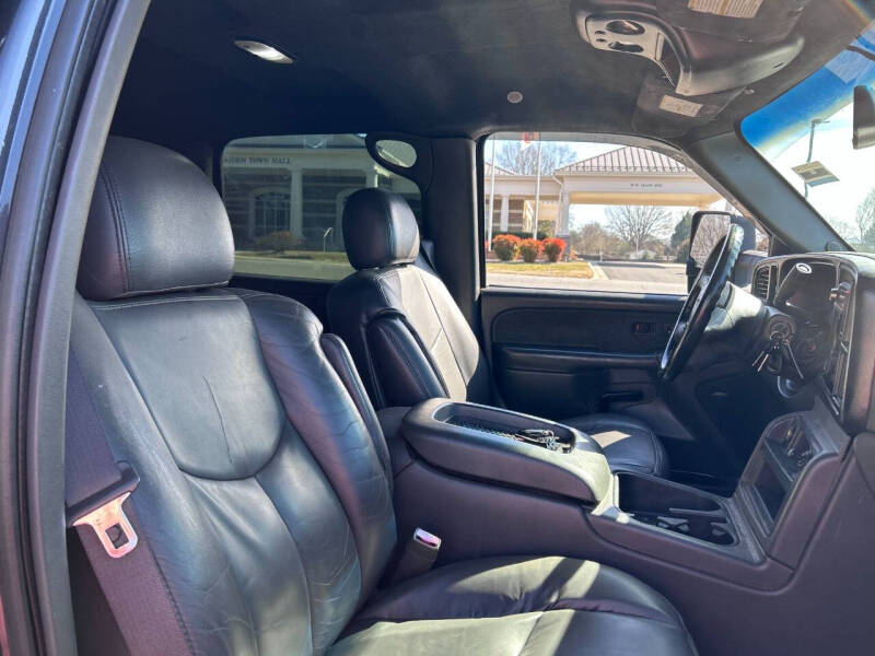 2003 GMC Sierra 1500HD SLT