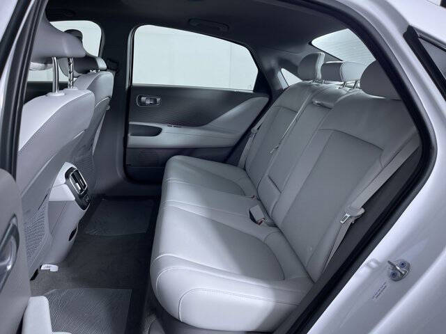 2025 Hyundai IONIQ 6 Limited