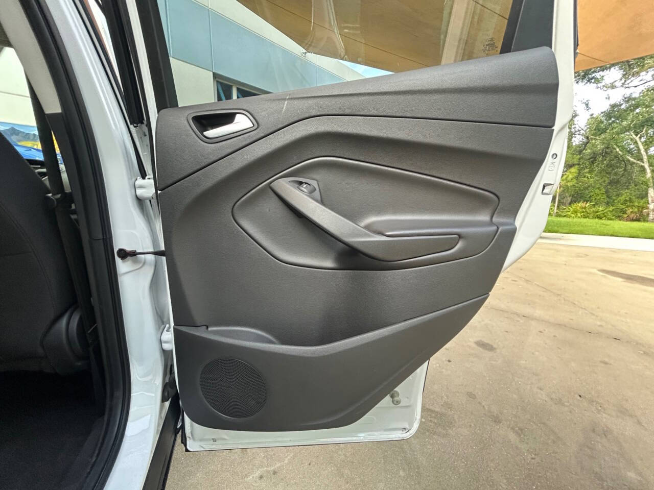 2017 Ford Escape 32