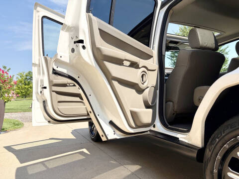 2008 Jeep Commander Sport
