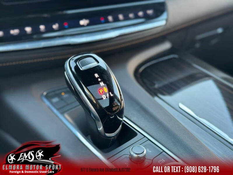 2021 Cadillac Escalade Sport