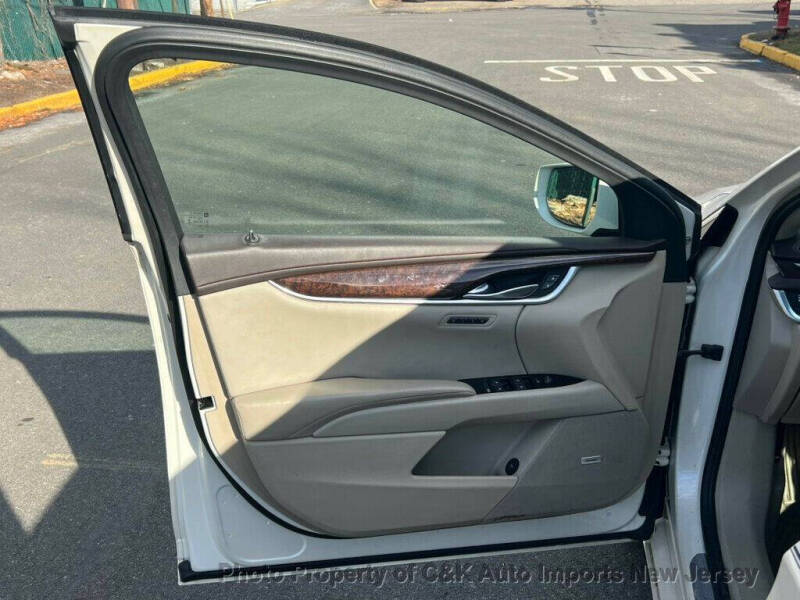 2013 Cadillac XTS Premium Collection