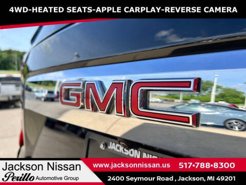 2023 GMC Yukon SLT