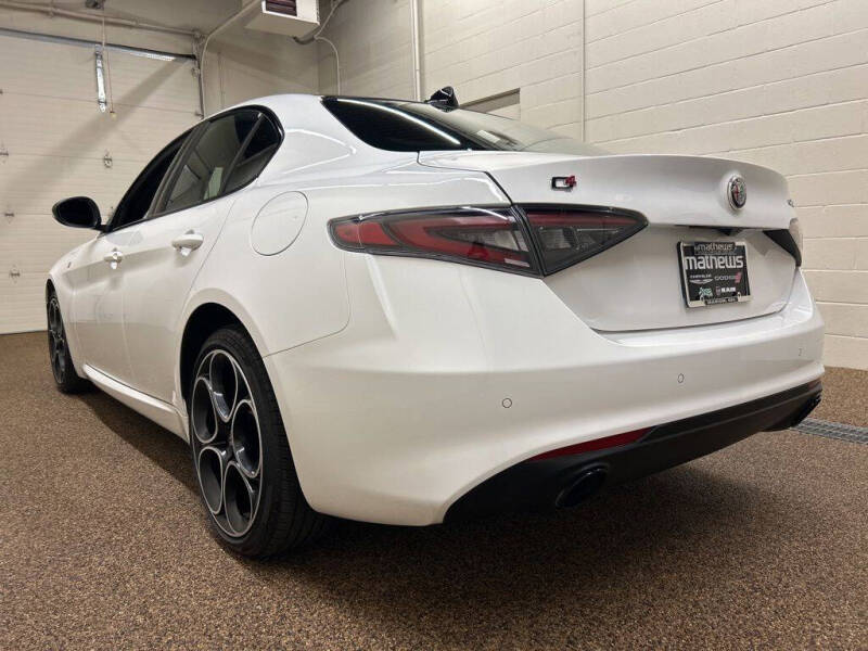 2024 Alfa Romeo Giulia Ti