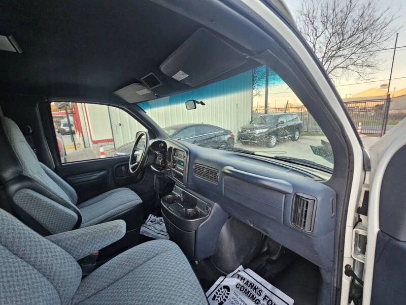 2000 GMC Savana G3500