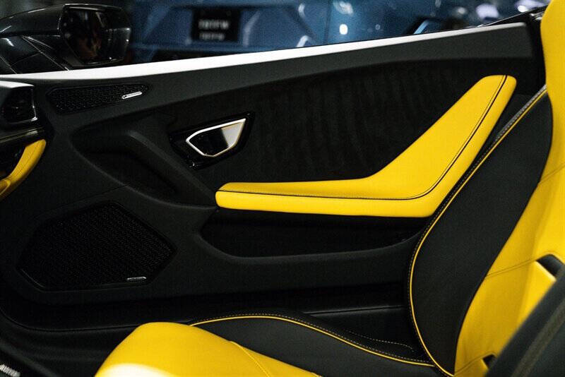 2023 Lamborghini Huracan EVO Spyder