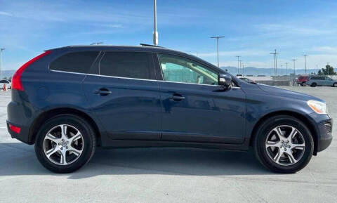 2013 Volvo XC60 T6 Platinum