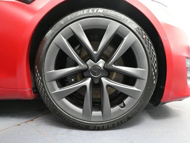 2021 Tesla Model S Plaid