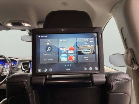 2020 Chrysler Pacifica Touring L Plus