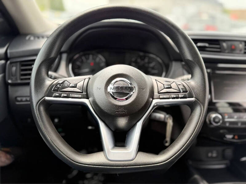 2020 Nissan Rogue