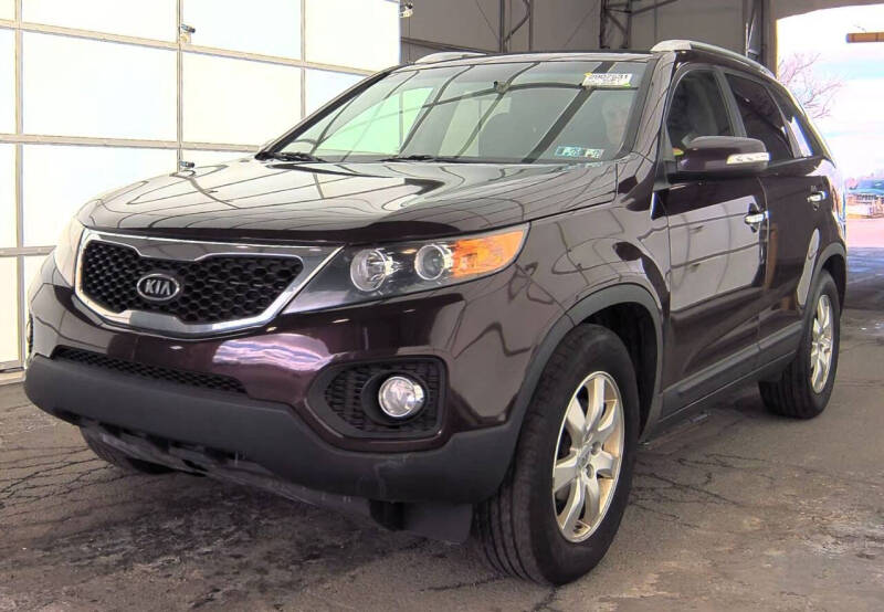 2013 Kia Sorento for sale at Angelo's Auto Sales in Lowellville OH