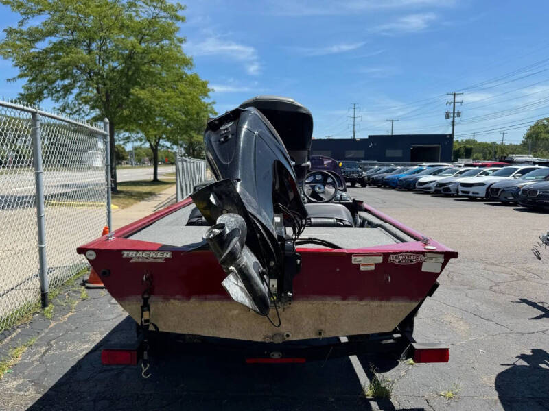 2019 Tracker Pro 170
