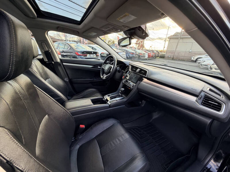 2017 Honda Civic Touring