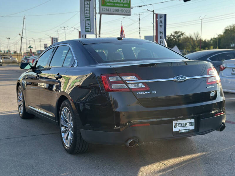 2019 Ford Taurus Limited