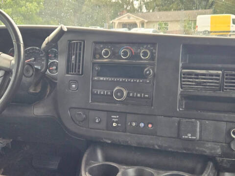 2023 Chevrolet Express 2500