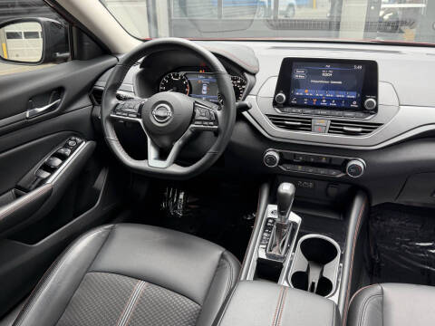 2024 Nissan Altima 2.5 SR