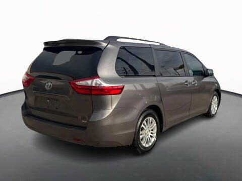 2017 Toyota Sienna