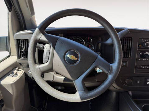 2025 Chevrolet Express LT 3500