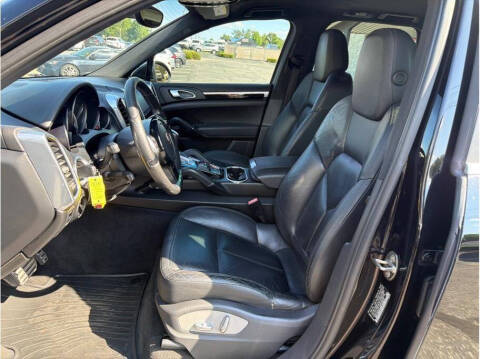 2011 Porsche Cayenne S