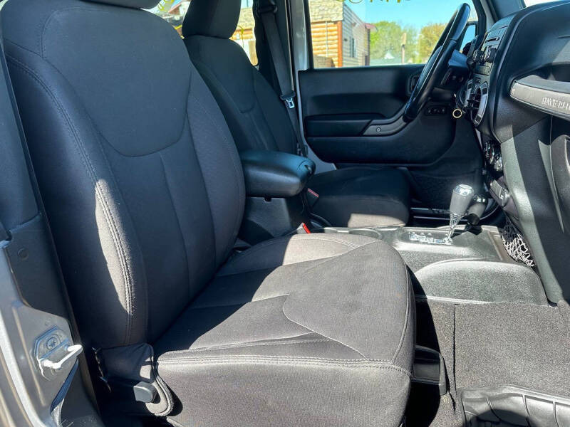 2017 Jeep Wrangler Sport