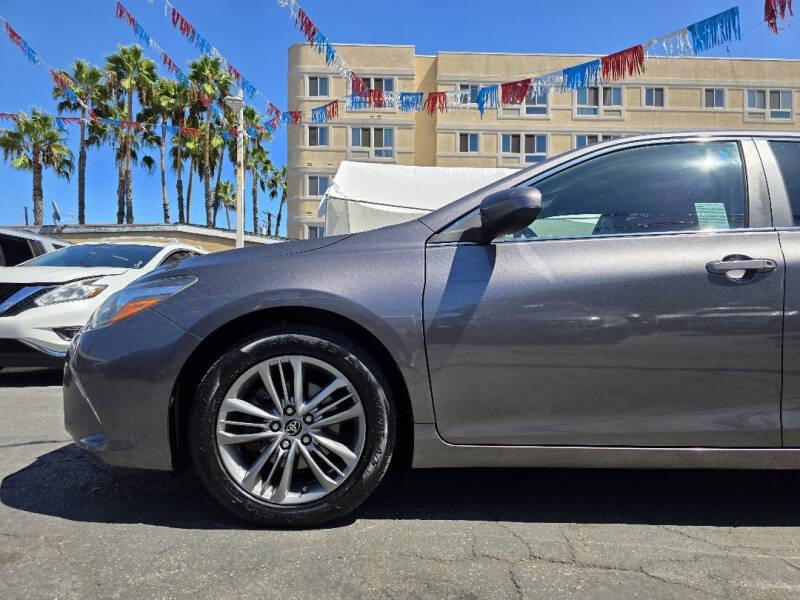 2015 Toyota Camry SE