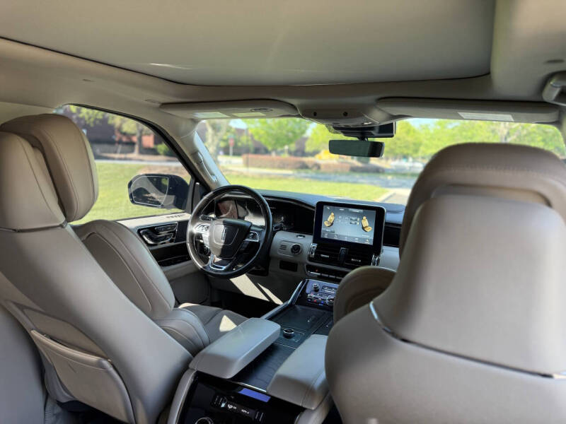 2018 Lincoln Navigator Select